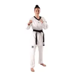KWON "SLIM-FIT" Taekwondo dobok - Sort krave - WT-godkendt