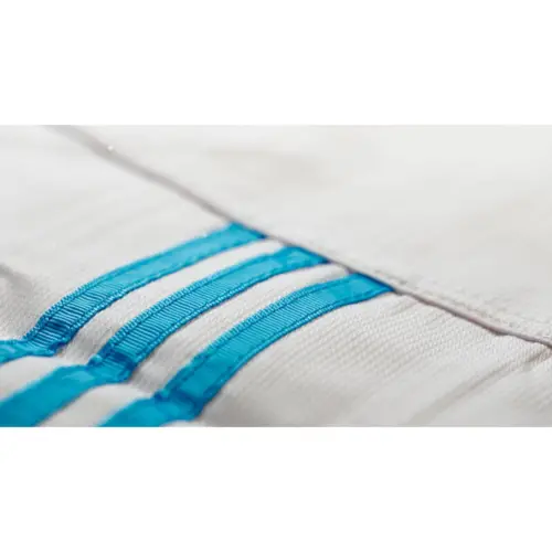 Adidas "ADI-Club 3-strips" Taekwondo dobok - hvid krave - blå striber