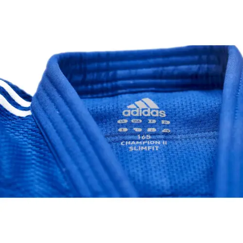 Adidas "CHAMPION III IJF - Slim-Fit" - Judo Gi - 750g - Blå m. hvide striber
